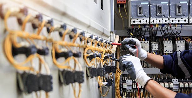 Professional Electrician technician working in South Dos Palos, CA